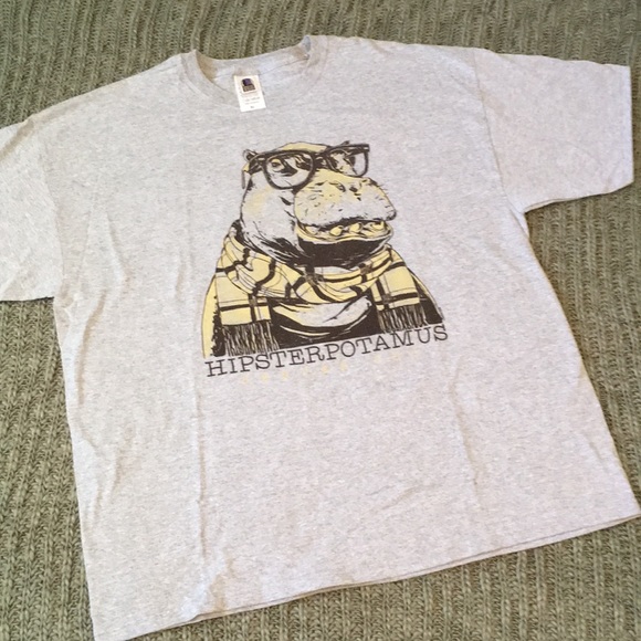 Other - Funny zoo shirt